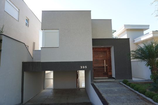 Casa de Condomínio para alugar com 4 quartos, 370m² em Suru, Barueri