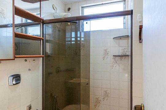 Banheiro de apartamento para alugar com 2 quartos, 80m² em Vila da Penha, Rio de Janeiro