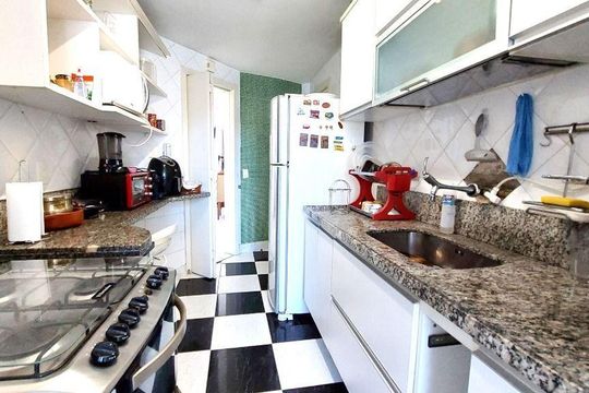 Apartamento à venda com 3 quartos, 231m² em Icaraí, Niterói