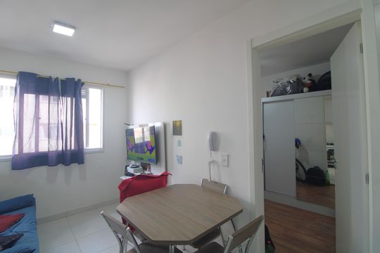 Sala de apartamento para alugar com 1 quarto, 27m² em Jardim Cidalia, São Paulo