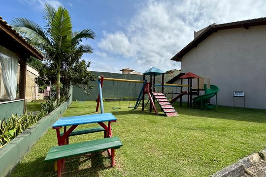 Área comum - Playground de casa de condomínio para alugar com 1 quarto, 75m² em Barra da Lagoa, Florianópolis