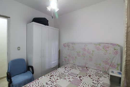 Quarto 1 de casa de condomínio à venda com 3 quartos, 300m² em Taquara, Rio de Janeiro