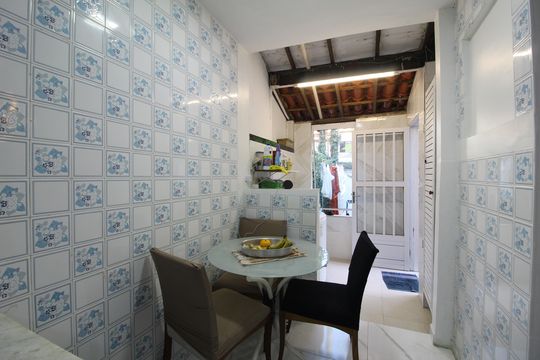 Cozinha de casa de condomínio à venda com 3 quartos, 300m² em Taquara, Rio de Janeiro