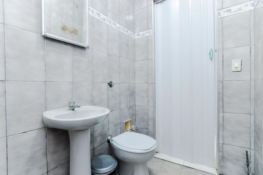 Banheiro de casa para alugar com 1 quarto, 50m² em Vila Carmela I, Guarulhos