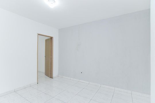 Sala de casa para alugar com 1 quarto, 50m² em Vila Carmela I, Guarulhos