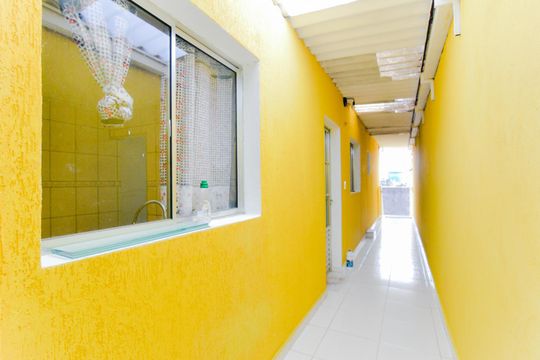 Entrada Social  de casa para alugar com 1 quarto, 50m² em Vila Carmela I, Guarulhos