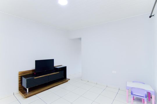 Sala de casa para alugar com 1 quarto, 50m² em Vila Carmela I, Guarulhos