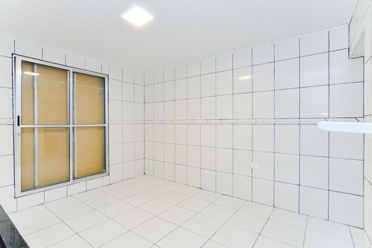 Cozinha de casa para alugar com 1 quarto, 50m² em Vila Carmela I, Guarulhos