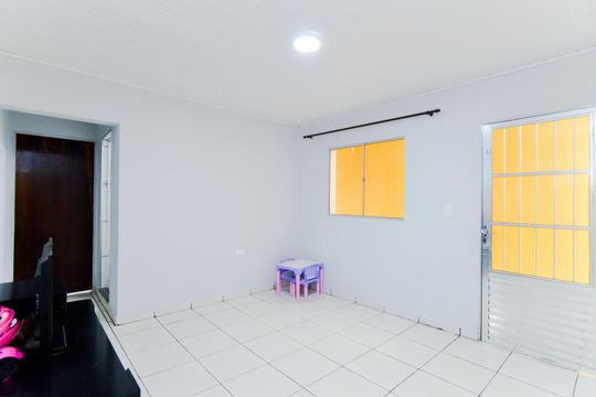 Sala de casa para alugar com 1 quarto, 50m² em Vila Carmela I, Guarulhos