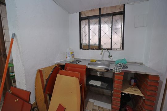 Cozinha de casa para alugar com 1 quarto, 5580m² em Vila Santa Teresa, São Paulo