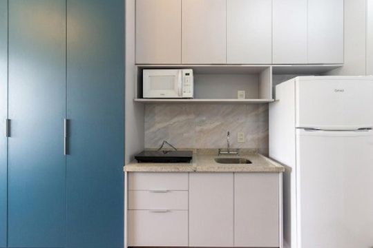 Cozinha de apartamento para alugar com 1 quarto, 30m² em Perdizes, São Paulo