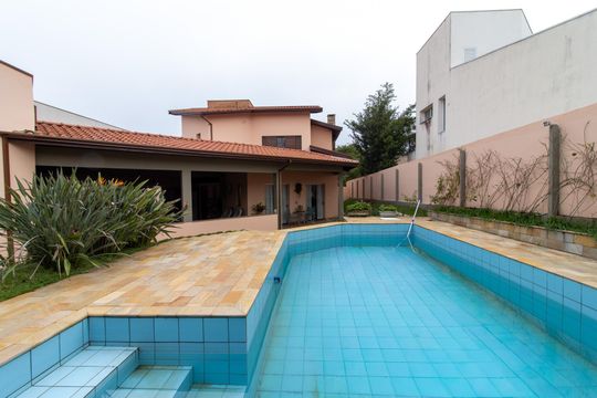 Área externa de casa de condomínio para alugar com 3 quartos, 351m² em Loteamento Alphaville Campinas, Campinas
