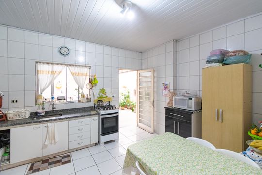 Cozinha de casa à venda com 2 quartos, 97m² em Vila Guarani (zona Sul), São Paulo