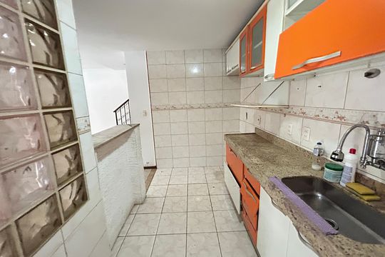 Casa à venda com 3 quartos, 121m² em Vila Valqueire, Rio de Janeiro