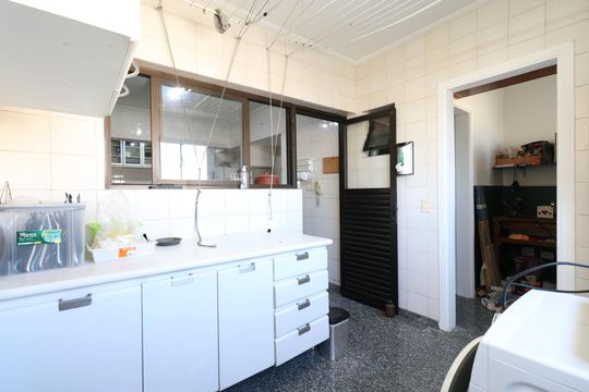 Área de Serviço de apartamento à venda com 3 quartos, 171m² em Água Branca, São Paulo