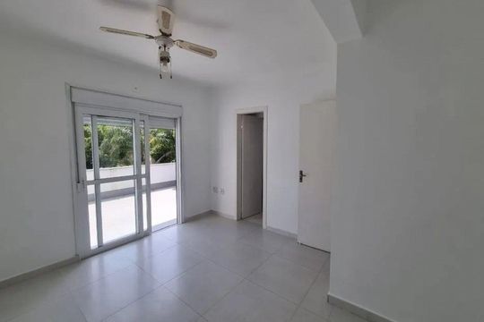 Quarto 2 de casa para alugar com 3 quartos, 131m² em Espírito Santo, Porto Alegre