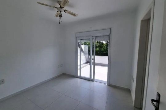 Quarto 1 de casa para alugar com 3 quartos, 131m² em Espírito Santo, Porto Alegre