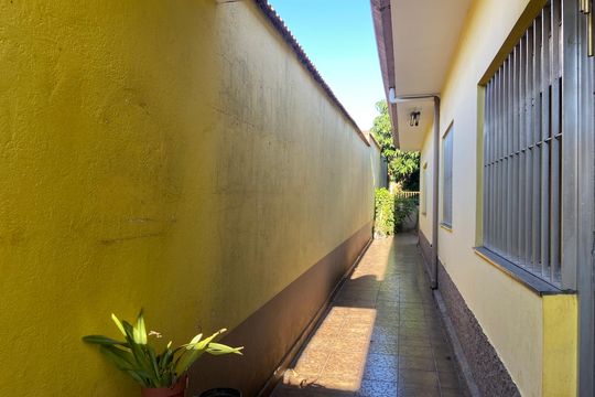 Área externa de casa para alugar com 3 quartos, 500m² em Presidente Altino, Osasco