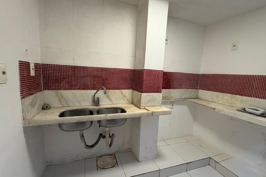 Cozinha de apartamento para alugar com 2 quartos, 65m² em Bingen, Petrópolis