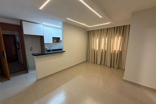 Sala de apartamento para alugar com 3 quartos, 61m² em Qs 3 Parque Riacho Fundo II, Brasília