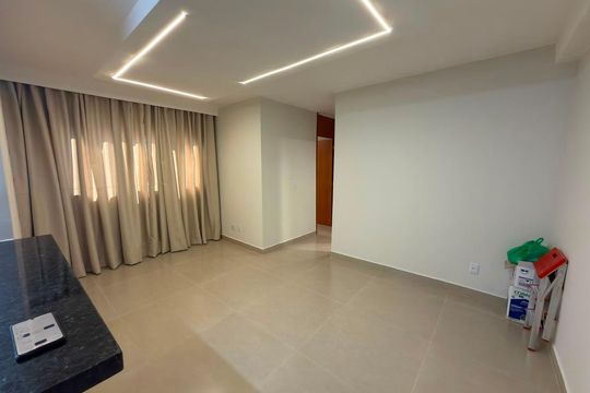 Apartamento para alugar com 3 quartos, 61m² em Qs 3, Brasília