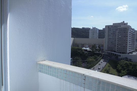 Sacada de apartamento para alugar com 3 quartos, 153m² em Estrela Sul, Juiz de Fora