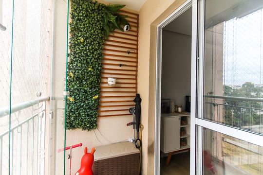 Sacada  de apartamento para alugar com 2 quartos, 52m² em Vila Santana, São Paulo