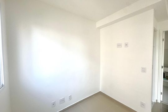 Sala de apartamento para alugar com 2 quartos, 44m² em Picanço, Guarulhos