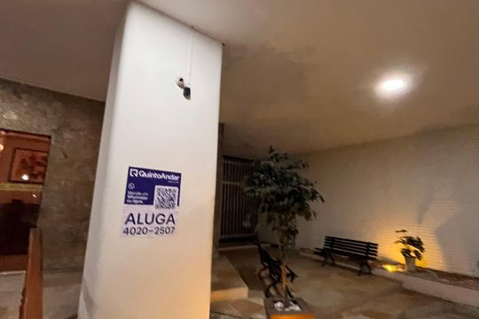 Placa  de apartamento para alugar com 2 quartos, 90m² em Copacabana, Rio de Janeiro
