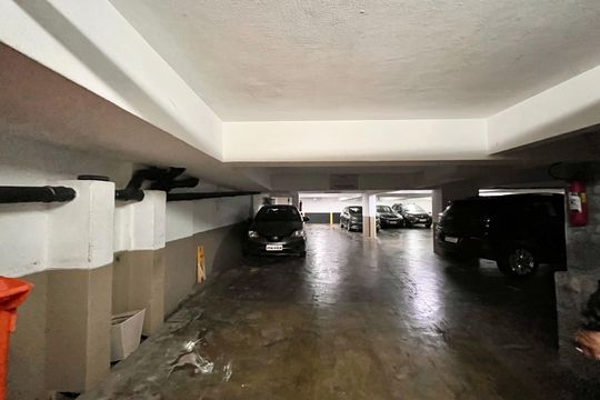 Garagem de apartamento para alugar com 2 quartos, 90m² em Copacabana, Rio de Janeiro