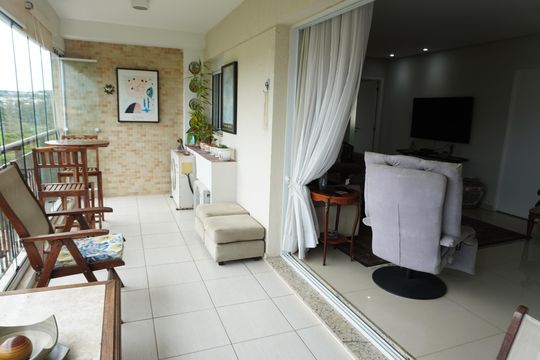 Sacada de apartamento à venda com 2 quartos, 144m² em Alphaville, Santana de Parnaíba