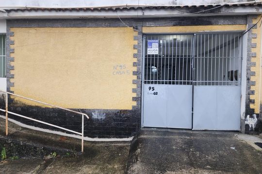 Fachada de casa para alugar com 2 quartos, 50m² em Nova Cidade, São Gonçalo