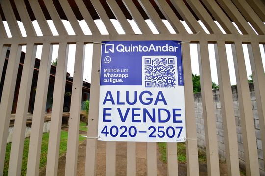 Placa de casa à venda com 4 quartos, 342m² em Village Campinas, Campinas