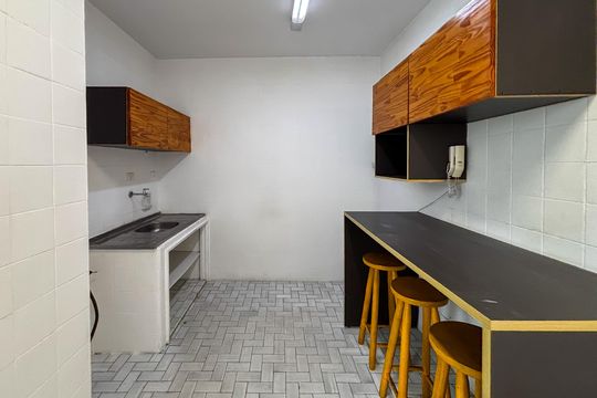 Cozinha de apartamento para alugar com 1 quarto, 110m² em Pinheiros, São Paulo