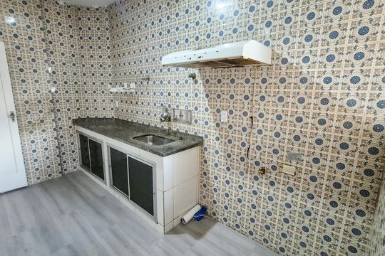 Cozinha de apartamento para alugar com 3 quartos, 80m² em Bonsucesso, Rio de Janeiro