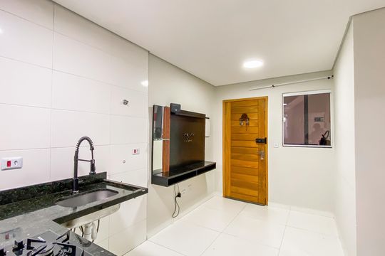 Cozinha  de apartamento para alugar com 2 quartos, 36m² em Vila Guilhermina, São Paulo