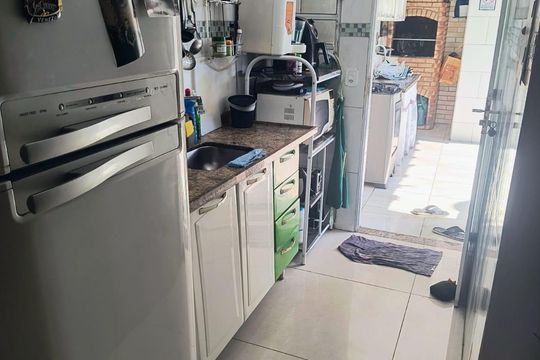 Cozinha de casa de condomínio à venda com 2 quartos, 75m² em Campo Grande, Rio de Janeiro