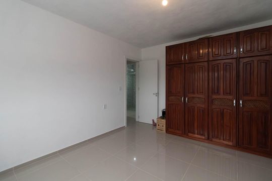 Quarto 1 de casa à venda com 3 quartos, 187m² em Belém Velho, Porto Alegre