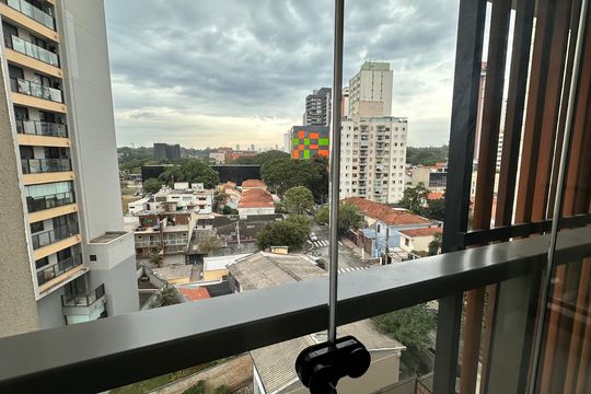 Apartamento à venda com 2 quartos, 77m² em Jardim das Acacias, São Paulo
