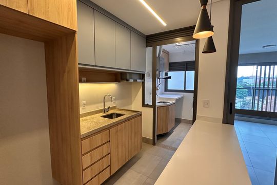 Apartamento à venda com 2 quartos, 77m² em Jardim das Acacias, São Paulo