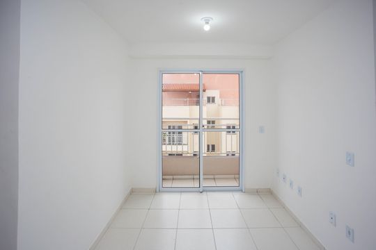 Sala de apartamento à venda com 2 quartos, 48m² em Conceição, Diadema