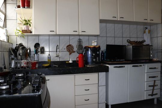 Cozinha de apartamento para alugar com 3 quartos, 100m² em St. Sudoeste, Goiânia