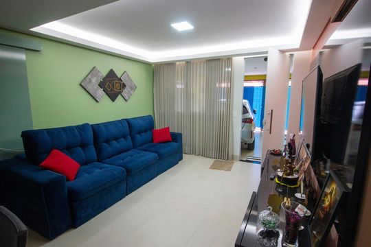 Casa à venda com 5 quartos, 136m² em Qnp 30, Brasília