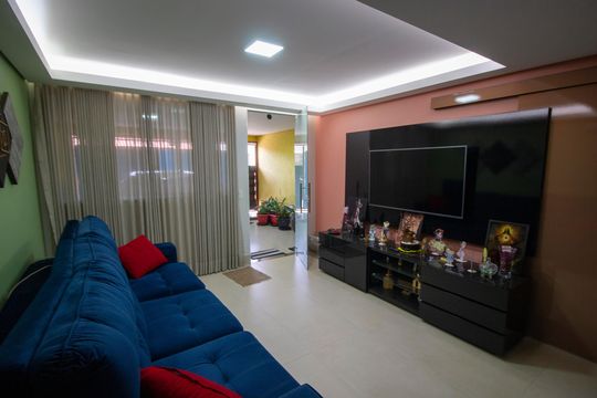 Casa à venda com 5 quartos, 136m² em Qnp 30, Brasília