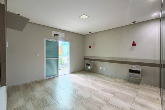 Sala de casa para alugar com 4 quartos, 217m² em Canto do Forte, Praia Grande