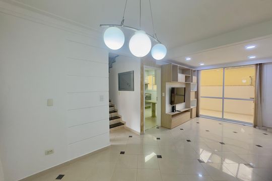 Casa de Condomínio à venda com 3 quartos, 174m² em Vila Sao Joao, Guarulhos