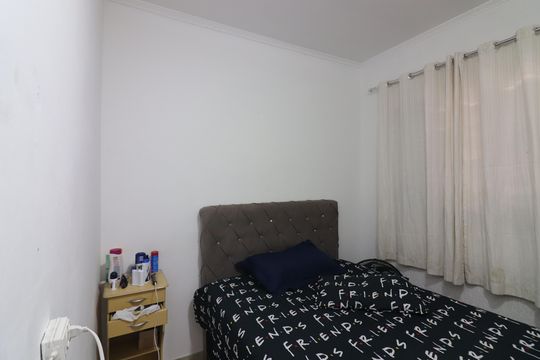 Quarto 2 de casa à venda com 4 quartos, 214m² em Jardim Independencia, São Bernardo do Campo