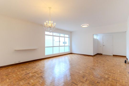 Sala de apartamento à venda com 3 quartos, 134m² em Higienópolis, São Paulo