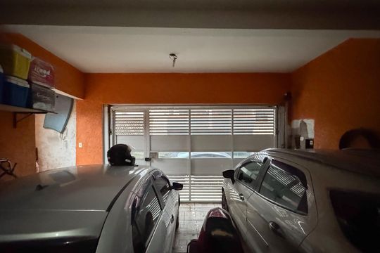 Garagem de casa à venda com 3 quartos, 100m² em Bairro dos Casa, São Bernardo do Campo
