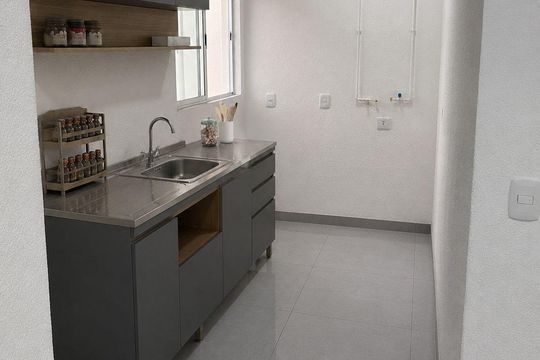 Cozinha de apartamento para alugar com 2 quartos, 45m² em Engenho Novo, Rio de Janeiro